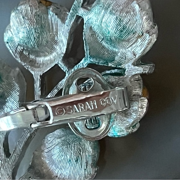 Sarah Coventry 1962 "Wisteria" Silver, Pink & Purple Crystal Clip-On Earrings - Picture 2 of 3